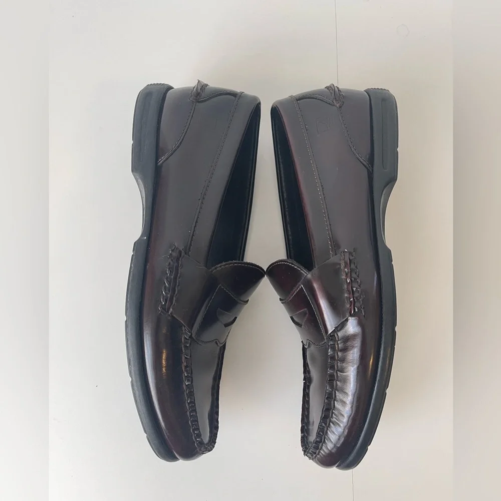 Sperry Men's Tremont Penny Loafers in burgundy 8M